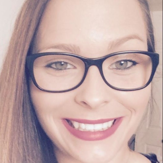 Lacey Lockard headshot